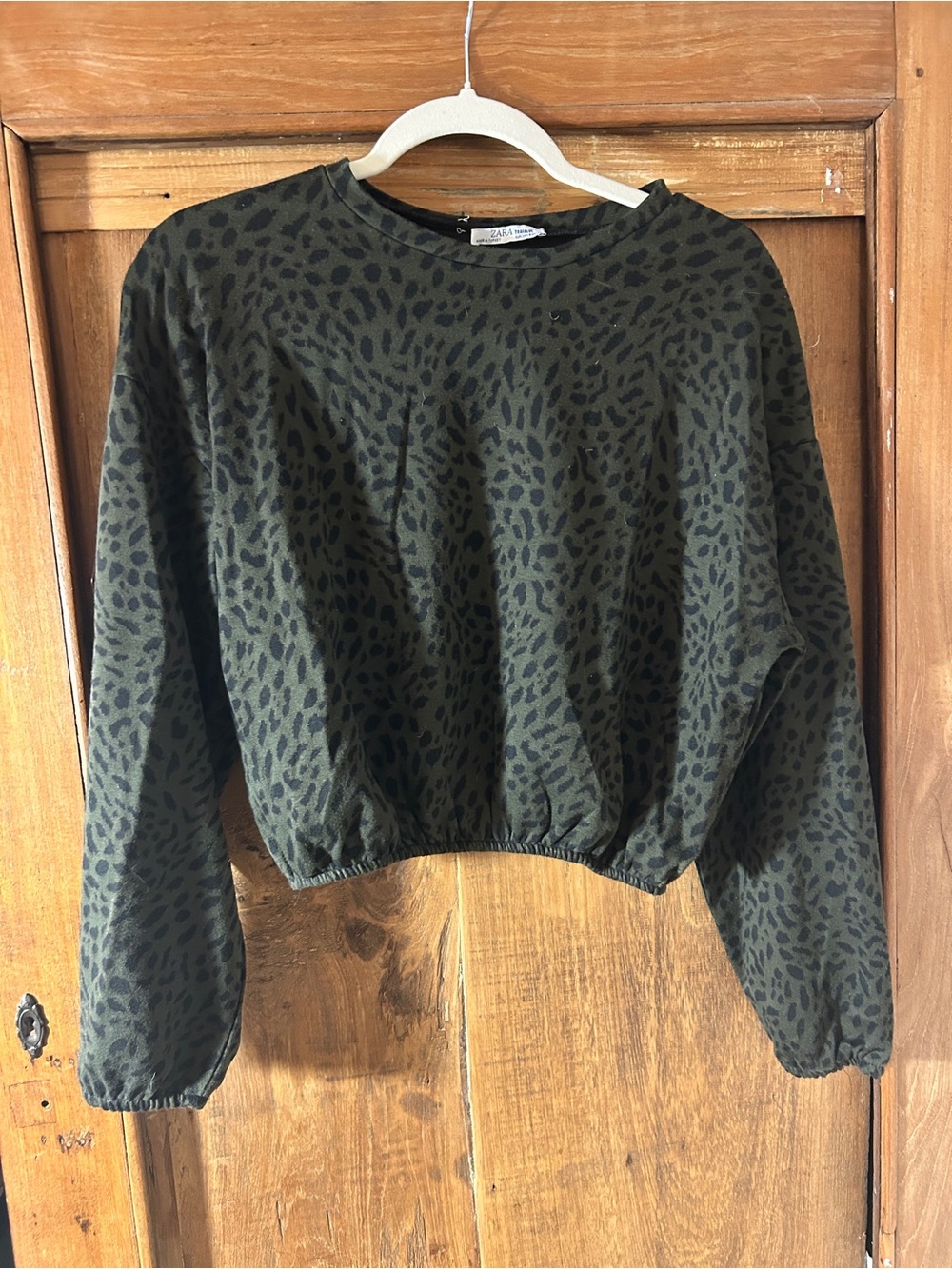 Zara Dark Olive Green Leopard-Print Cropped Sweatshirt